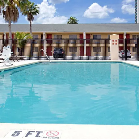 Super 8 By Wyndham Orlando International Drive Hotel